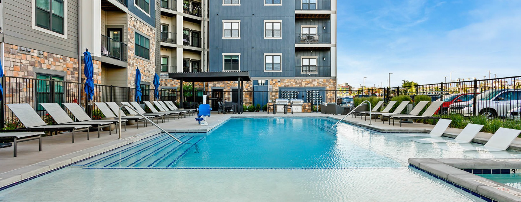 swimming pool with sunshelf