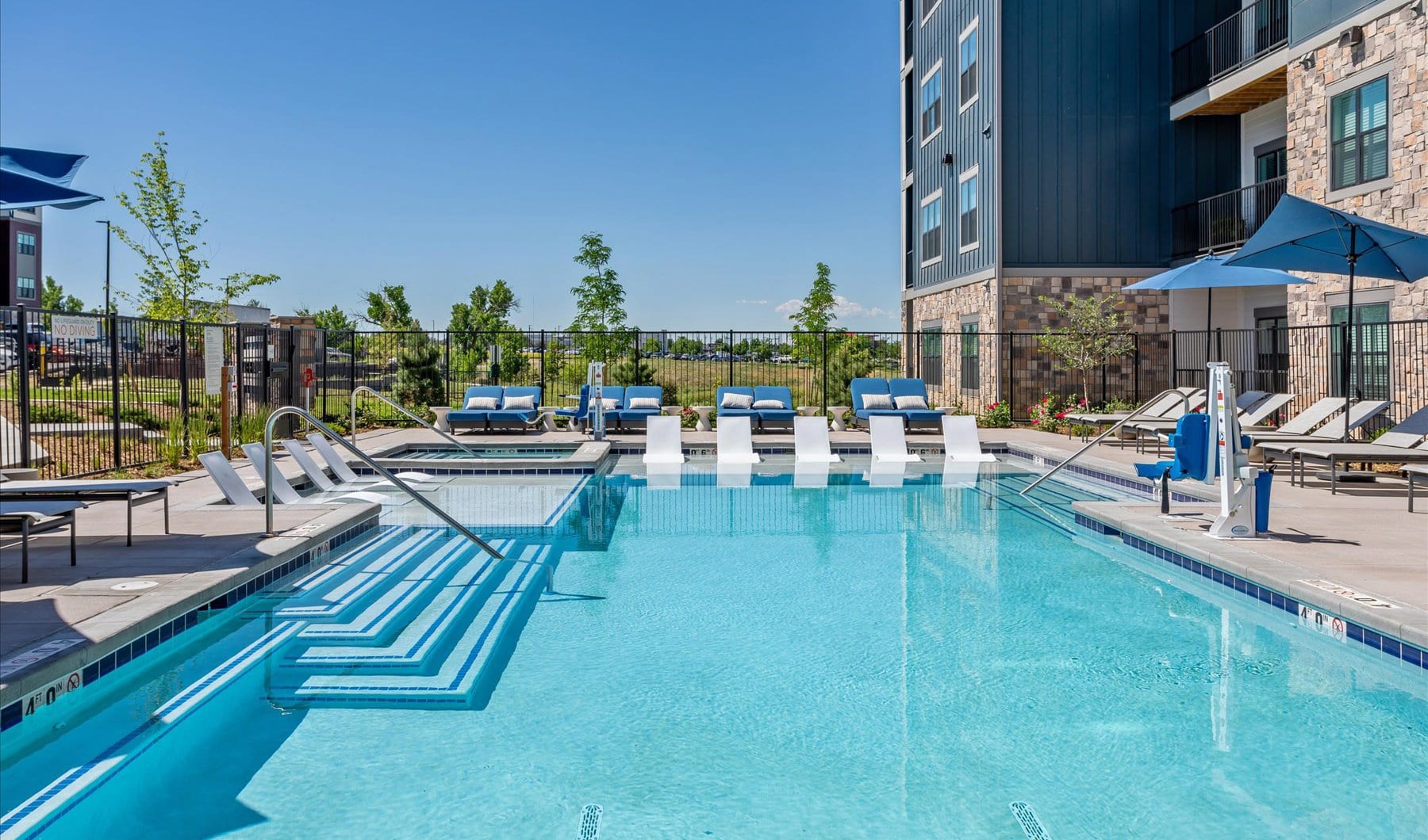 Resort-style swimming pool